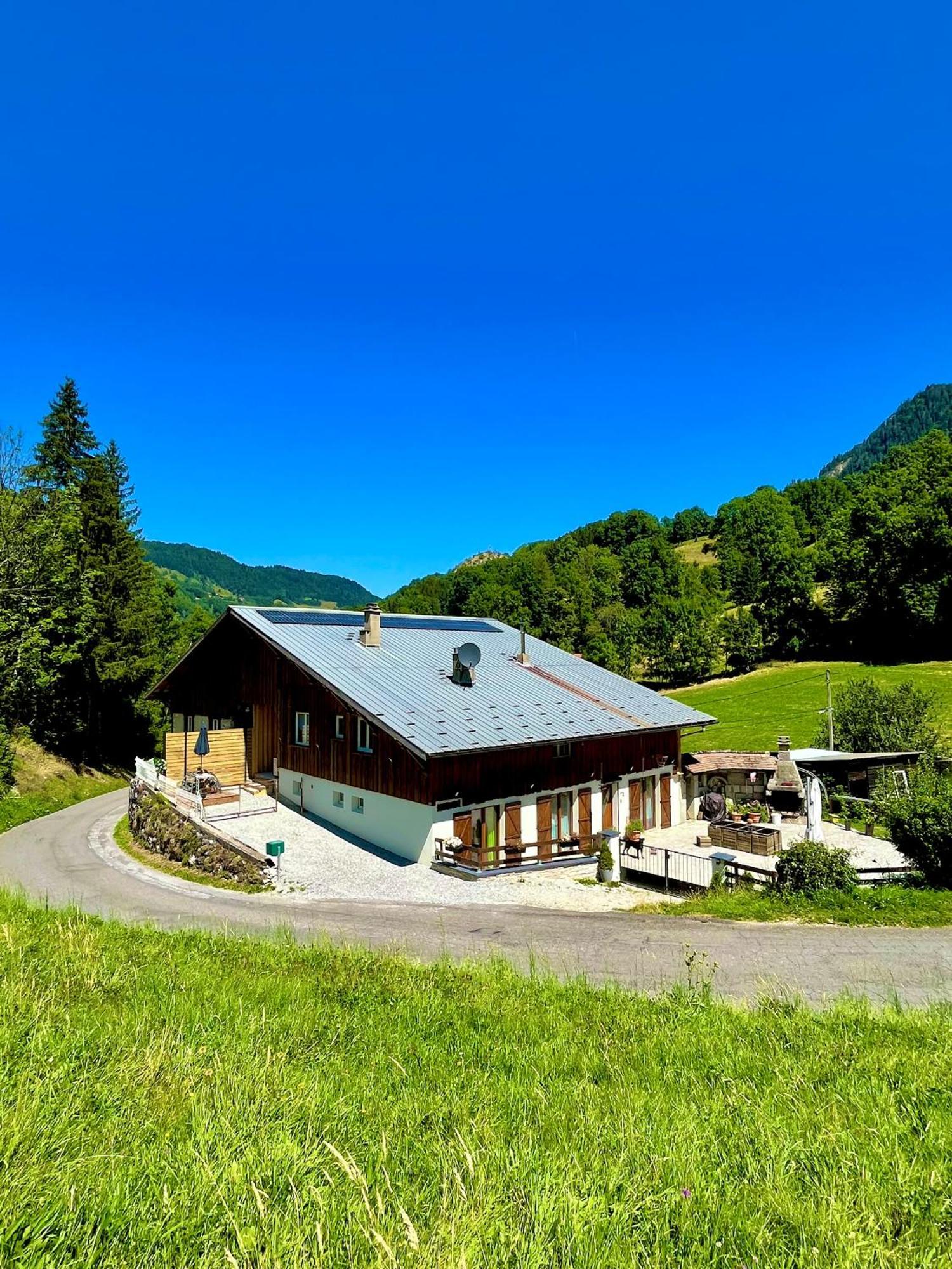 Appartement Dans Maison Familiale Bellevaux ภายนอก รูปภาพ