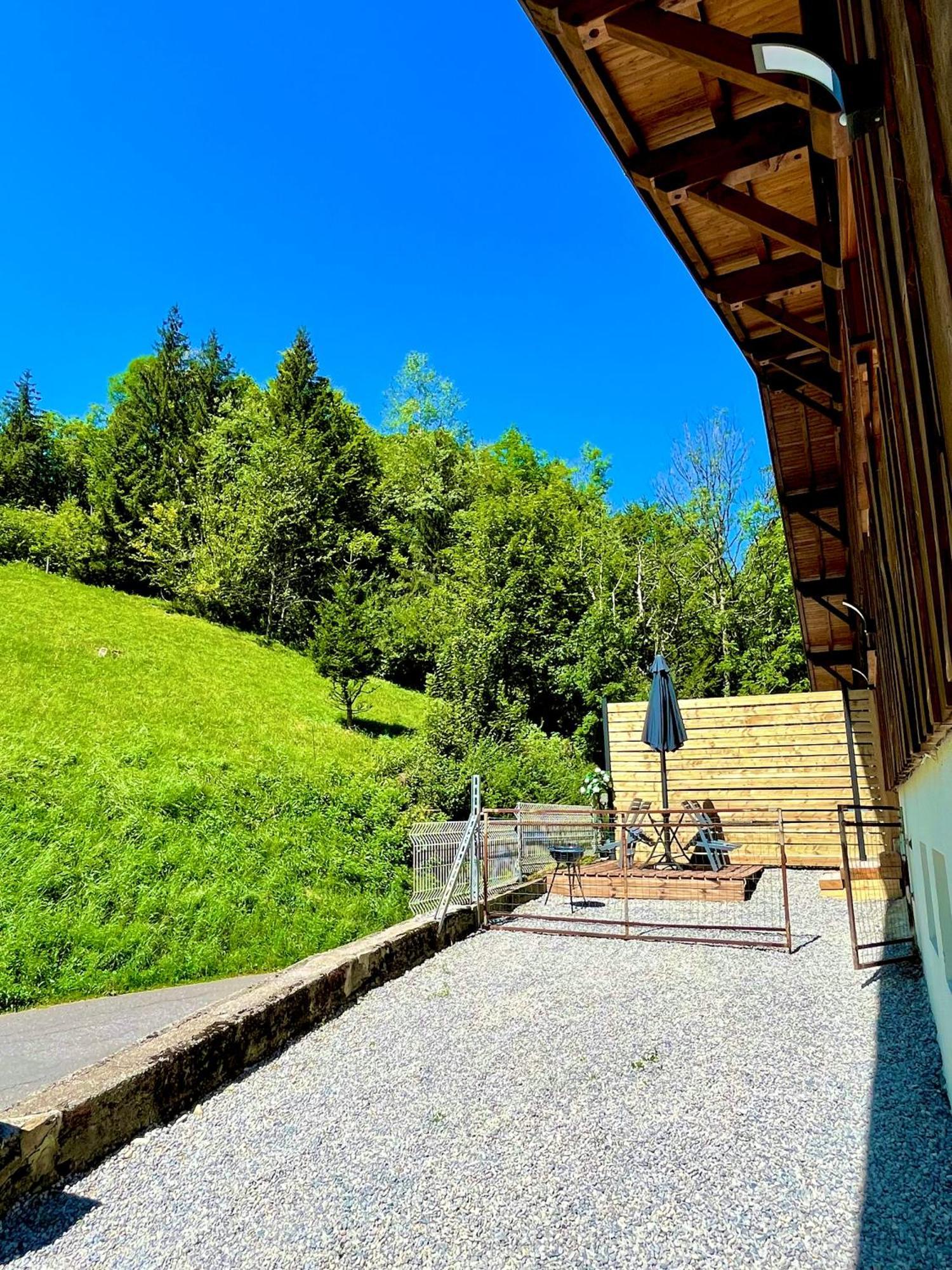 Appartement Dans Maison Familiale Bellevaux ภายนอก รูปภาพ